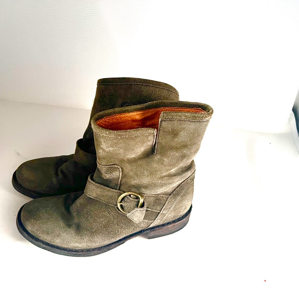 Fiorintini & baker suede ankle  bootie 6